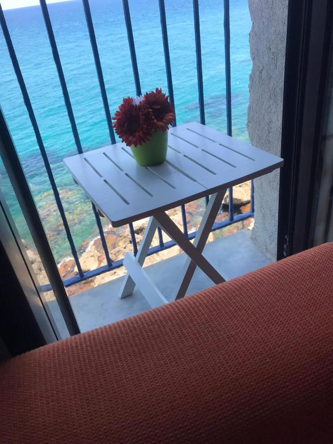 La Casetta Sul Mare Di 切法卢 外观 照片