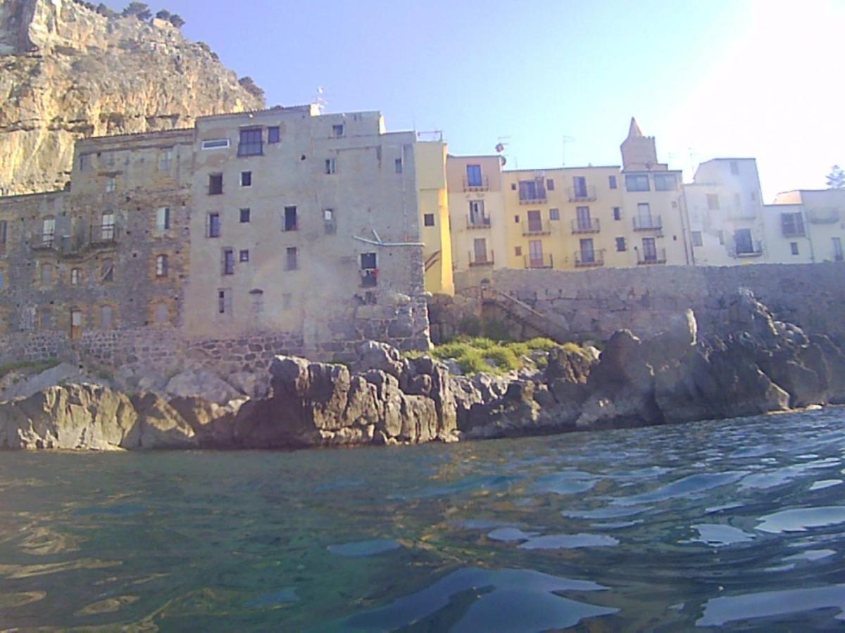 La Casetta Sul Mare Di 切法卢 外观 照片