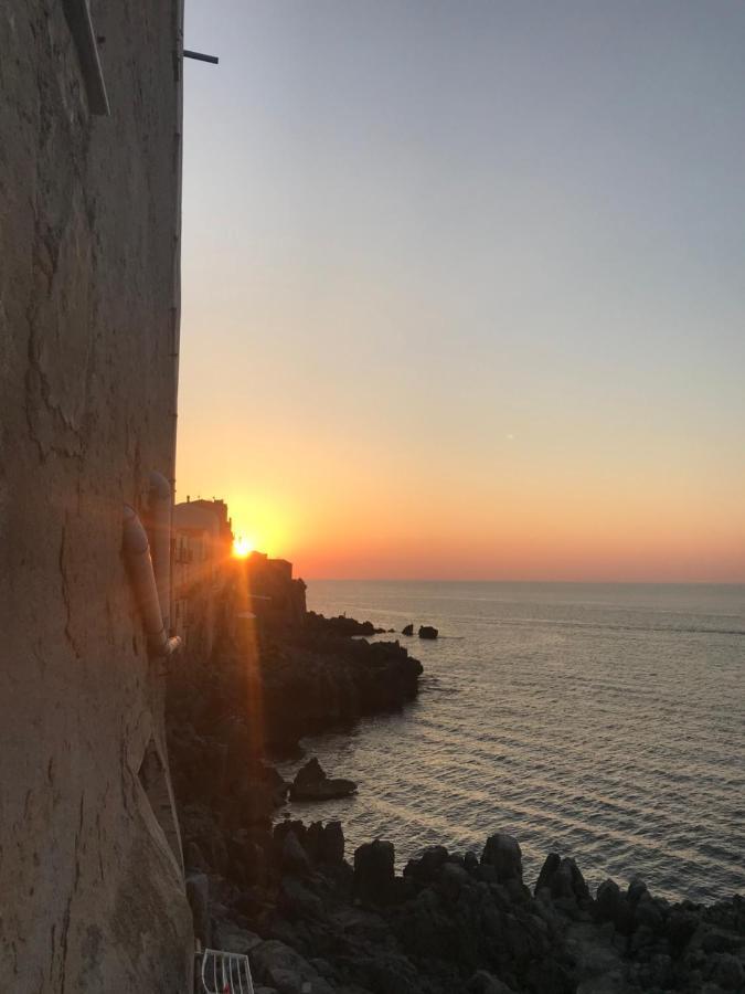 La Casetta Sul Mare Di 切法卢 外观 照片