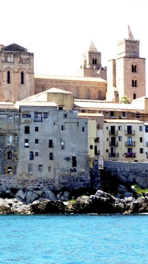 La Casetta Sul Mare Di 切法卢 外观 照片