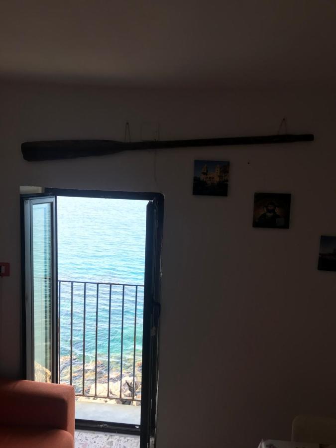 La Casetta Sul Mare Di 切法卢 外观 照片