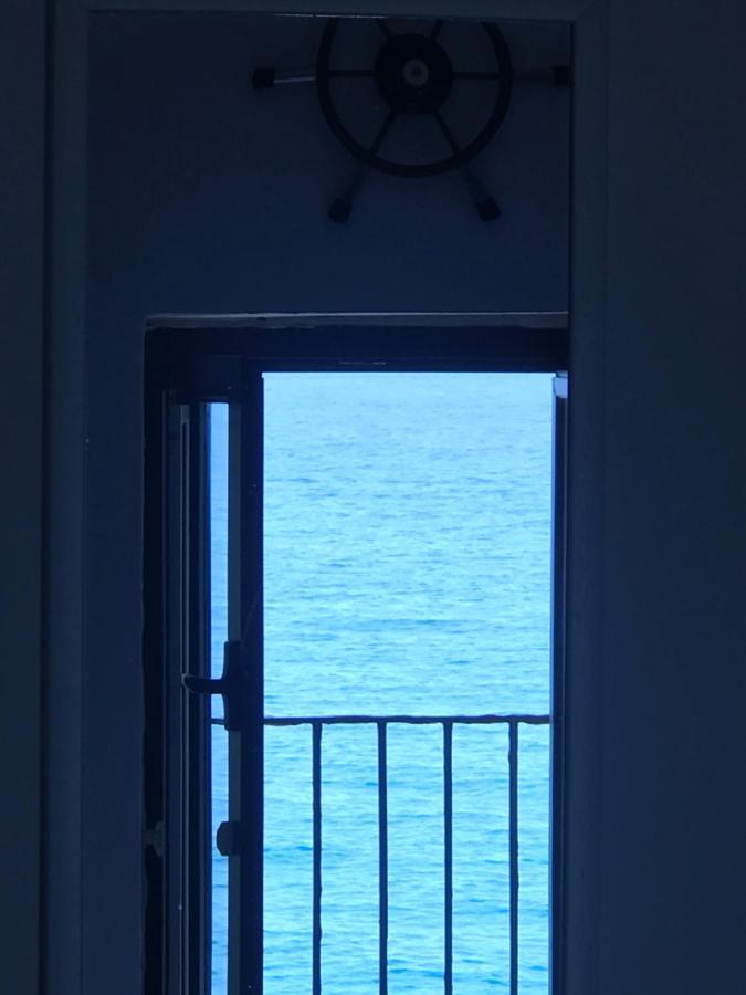 La Casetta Sul Mare Di 切法卢 外观 照片