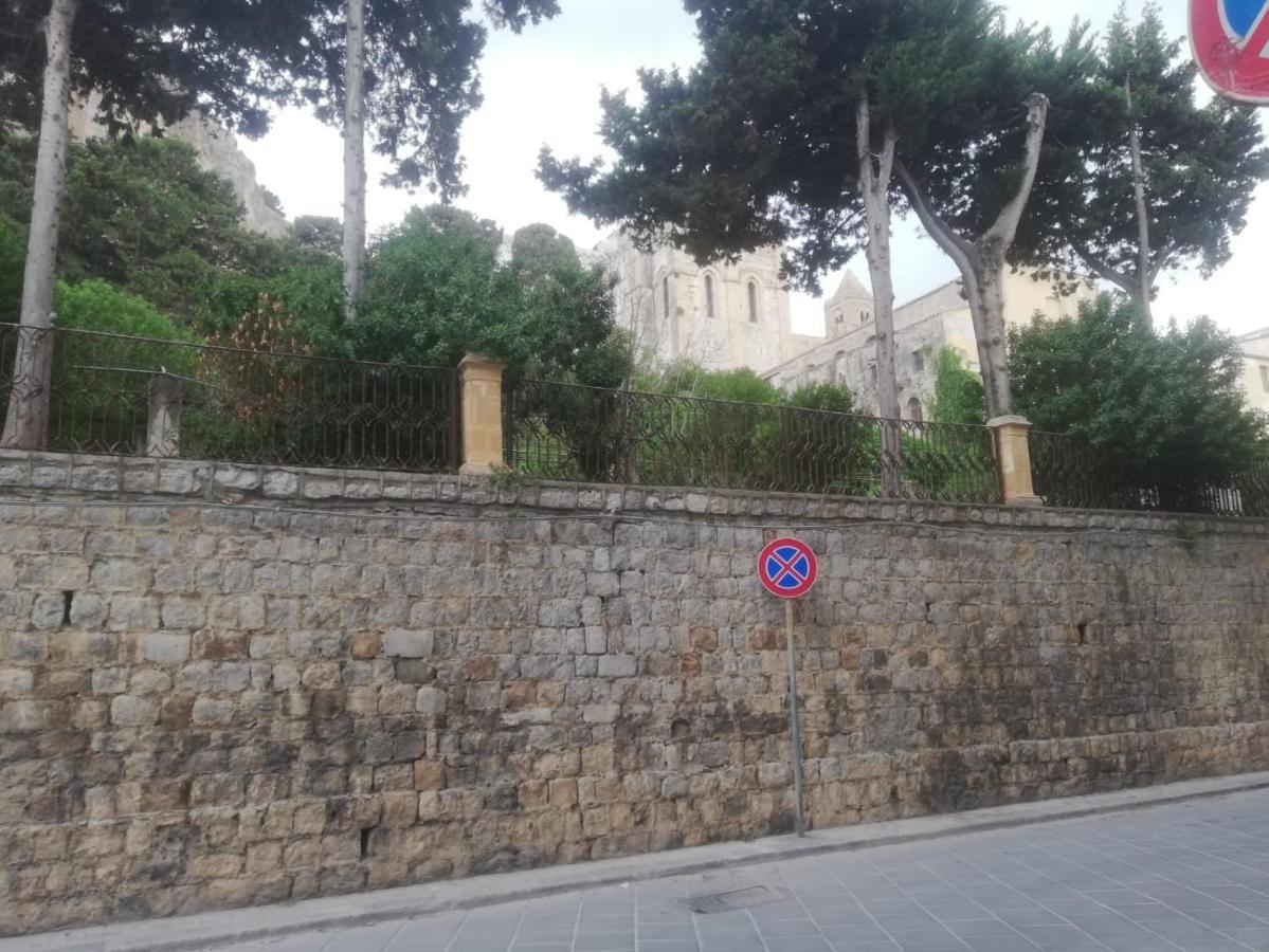La Casetta Sul Mare Di 切法卢 外观 照片