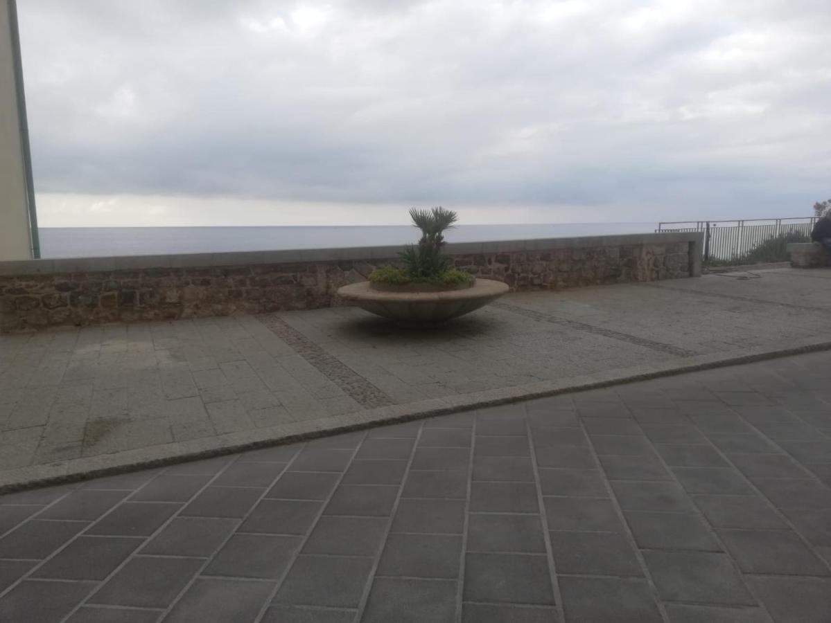 La Casetta Sul Mare Di 切法卢 外观 照片